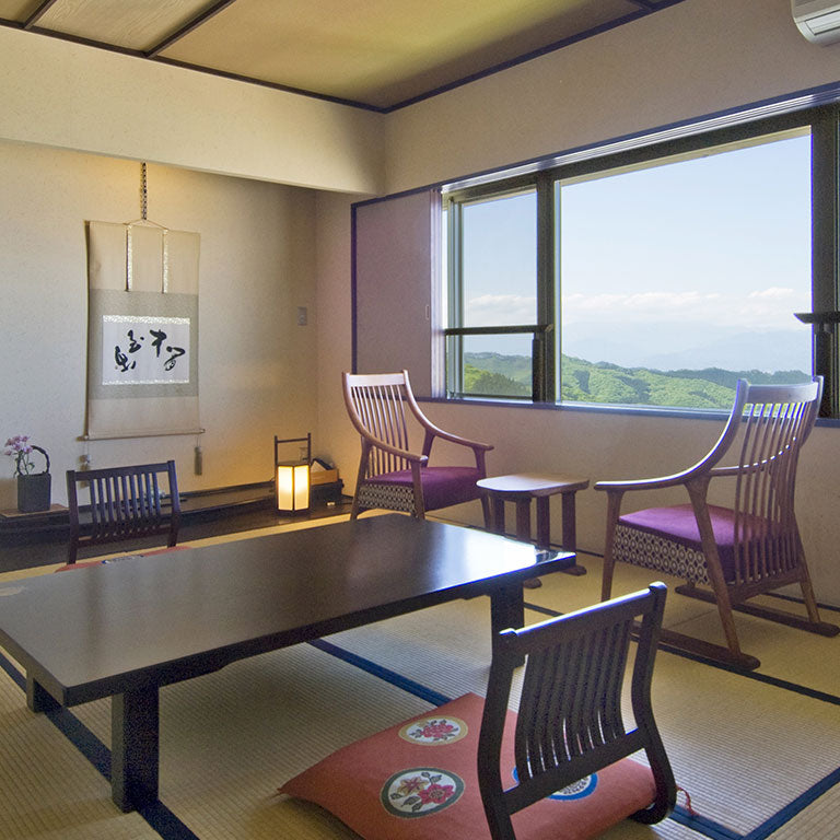 ご宿泊招待券 ご夕食アップグレード［10畳和室｜贅沢膳｜平休日 | 2名