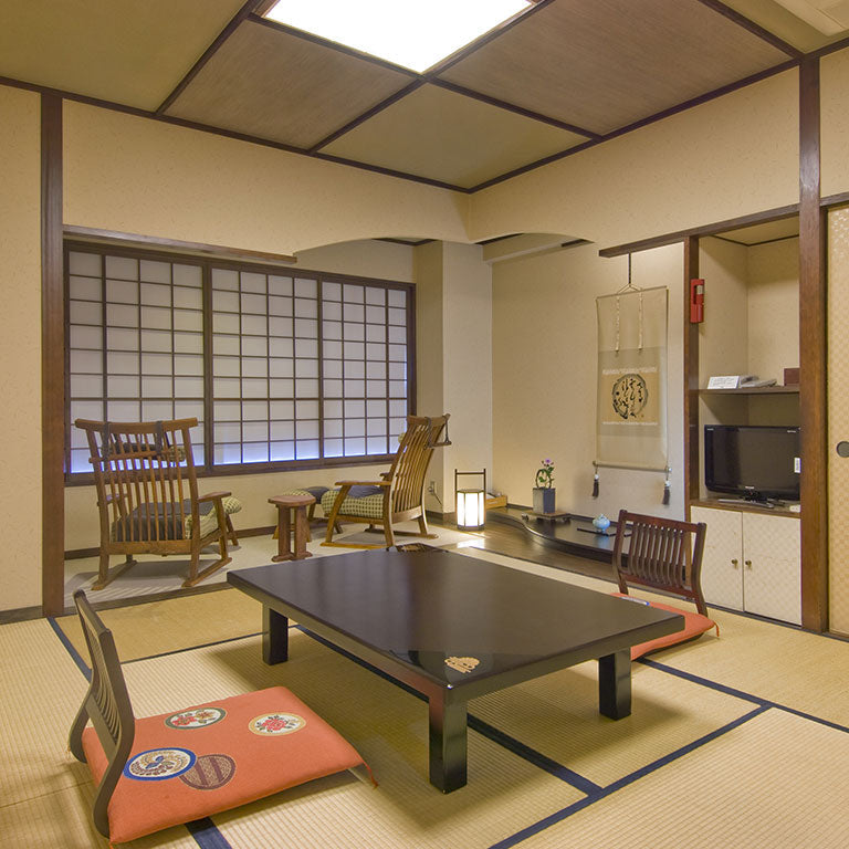 ご宿泊招待券 ご夕食アップグレード［10畳和室｜贅沢膳｜平休日 | 2名